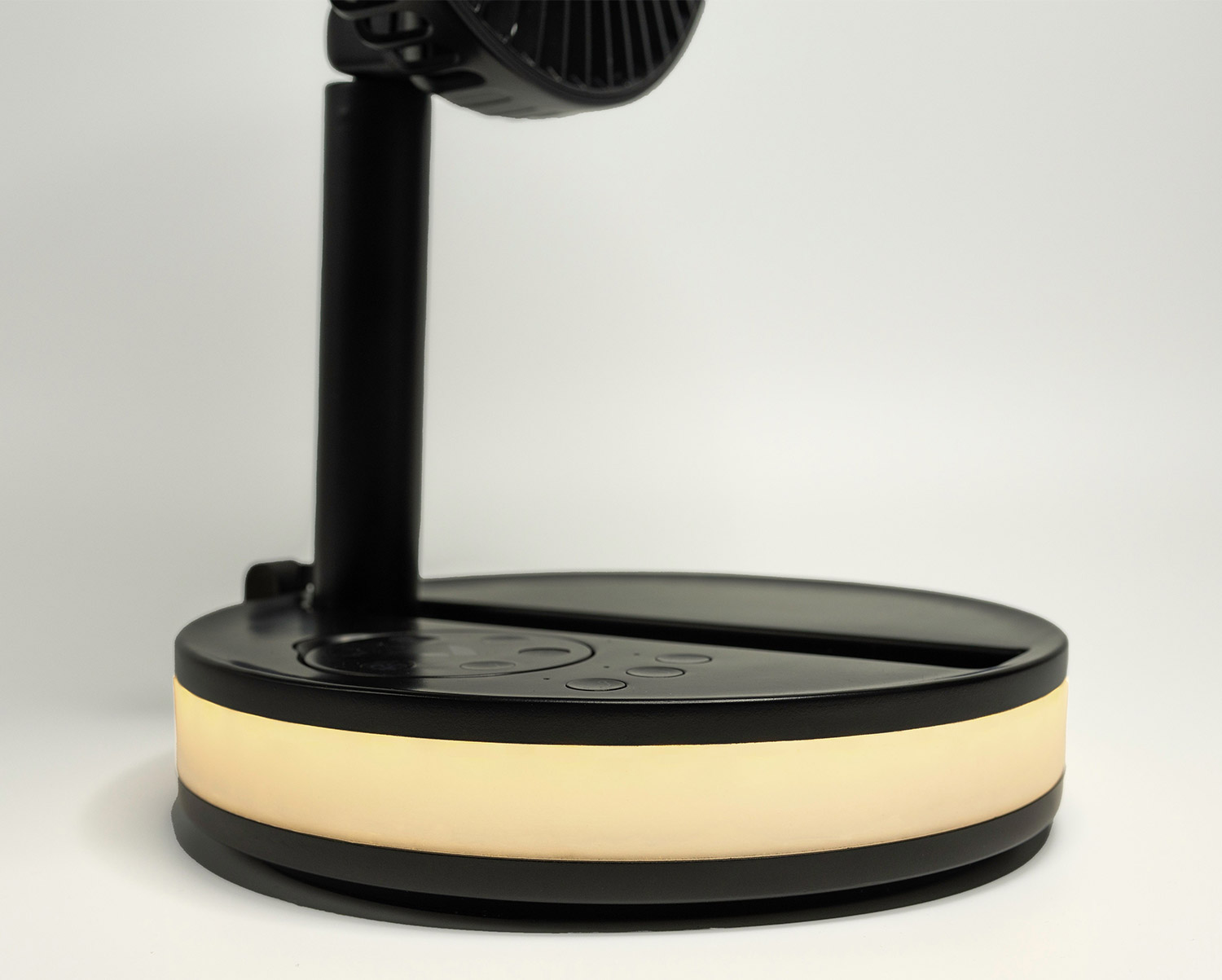 Vento portable folding fan - Battery powered collapsing standing fan
