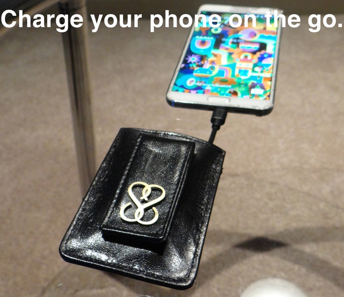 Smart Wallet Charges Phone