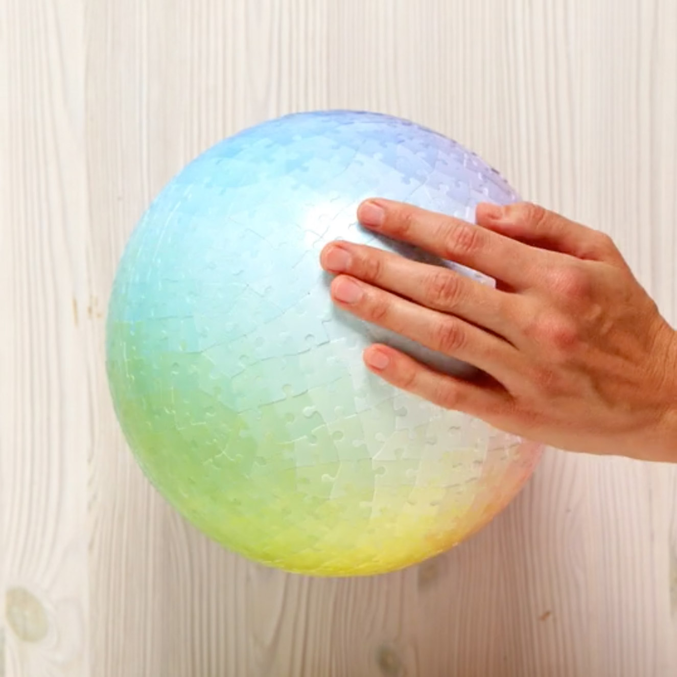 Sphere Shaped Gradient Puzzle Contains 540 Different Colors