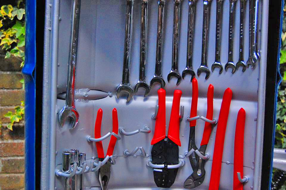 The Ultimate Toolbox - Drum Barrel Toolbox with rotating pegwalls holds tools and socket sets