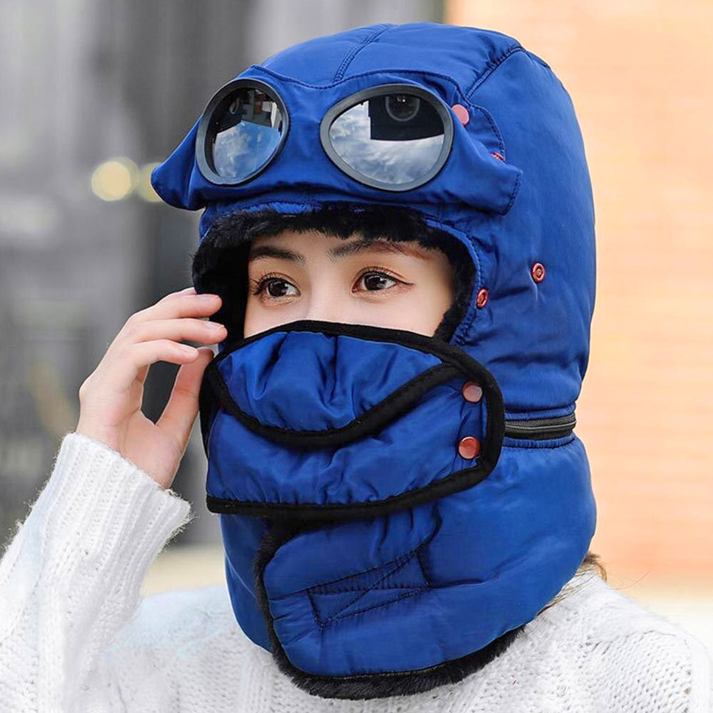 Winter Trapper Hat Covers Your Entire Head, and Has Integrated Sunglasses - Winter hat with face mask and goggles