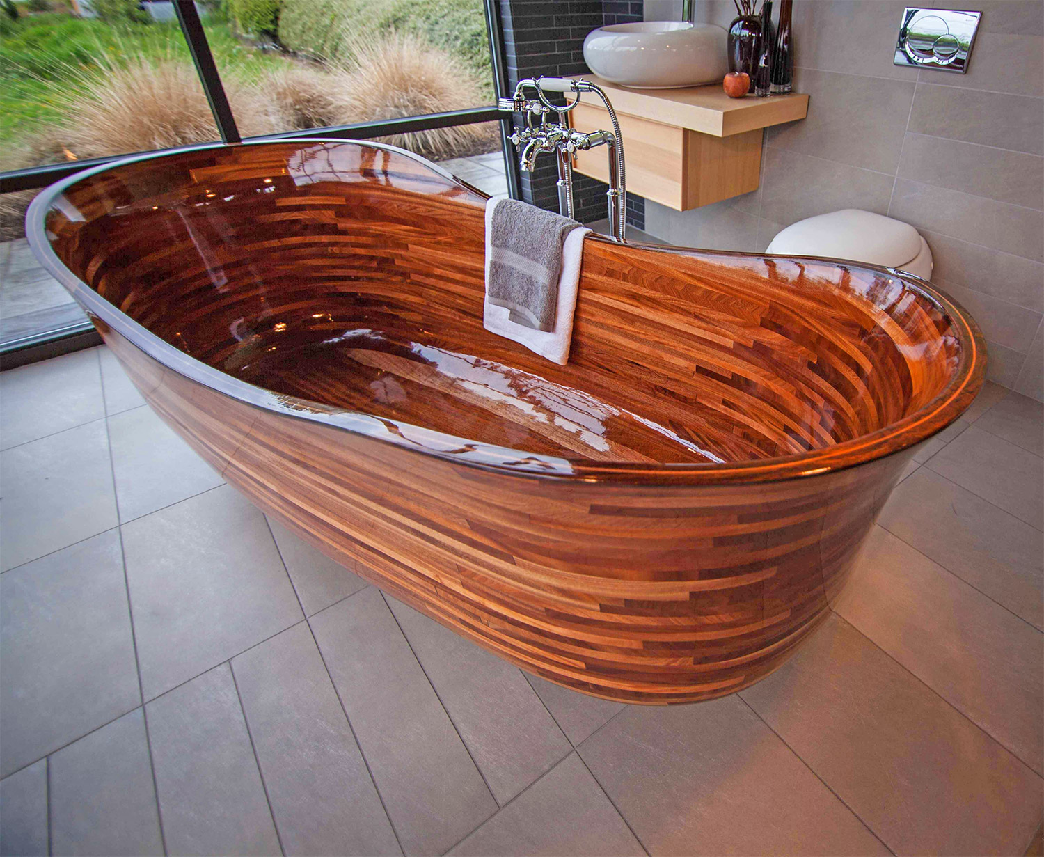 Luxurious Wooden Bathtubs - Shipbuilder wooden bathtubs inspired from ships - NK Woodworking Design
