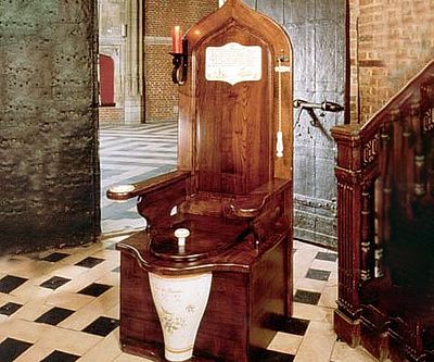 Wooden Kings Throne Toilet
