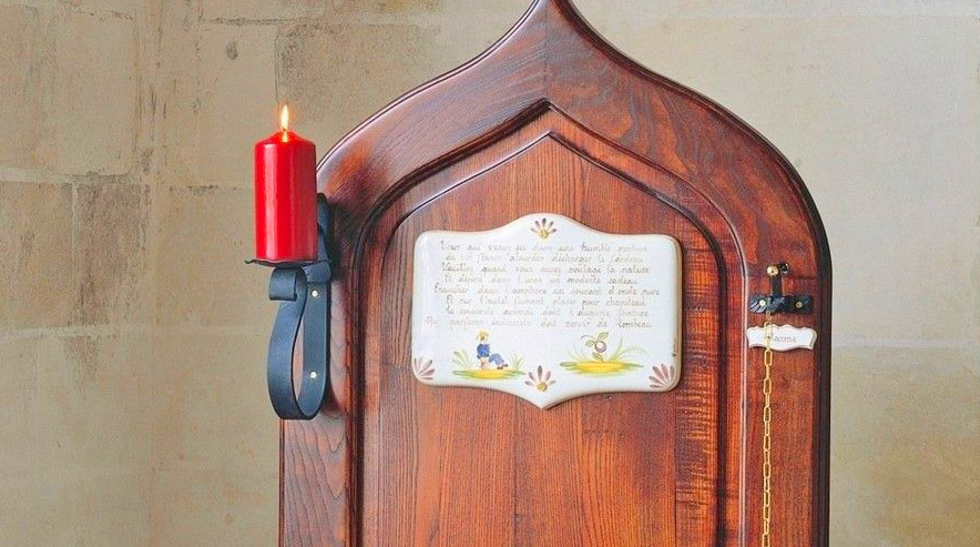 Wooden Kings Throne Toilet