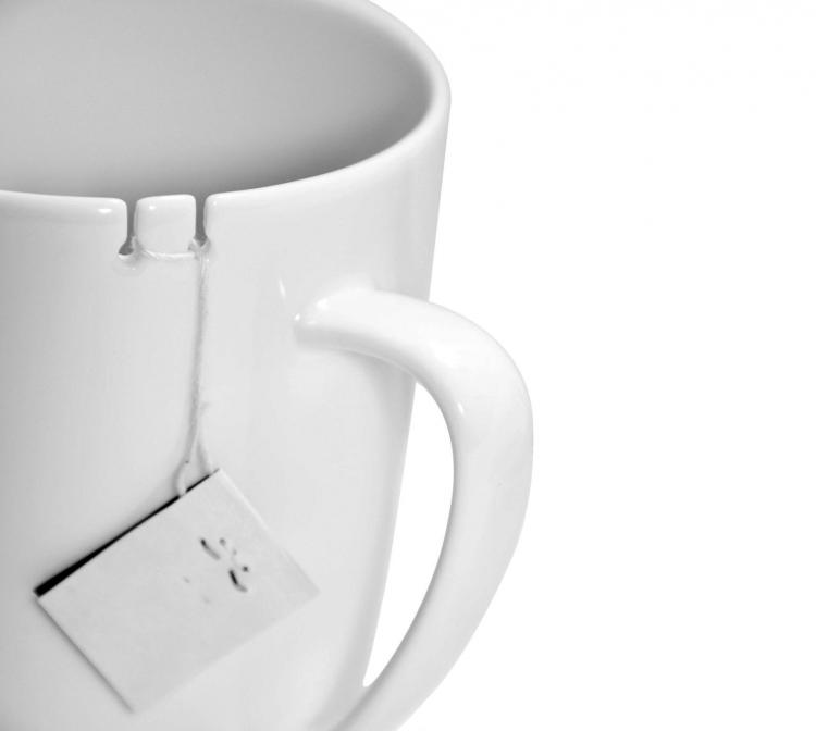 Tie Tea Cup - Wrap tea bag around notch in cup