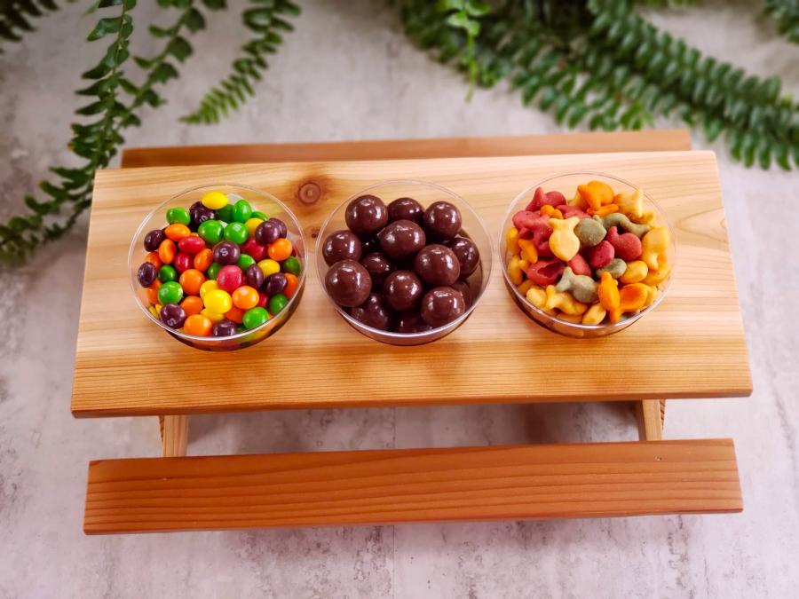 Tiny Condiment Picnic Table