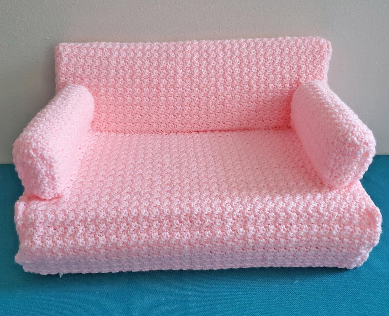 Tiny Crochet Cat Couches - Mini Crochet Cat Sofa For Your Kitty