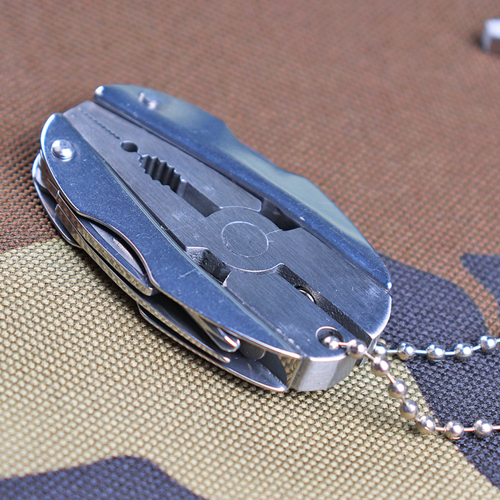 Super-Tiny Folding Pliers - Best everyday carry tool