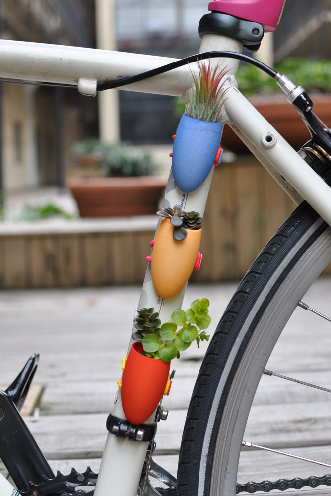 Mini magnetic planters for your bicycle - tiny plants you can attach to your bicycle