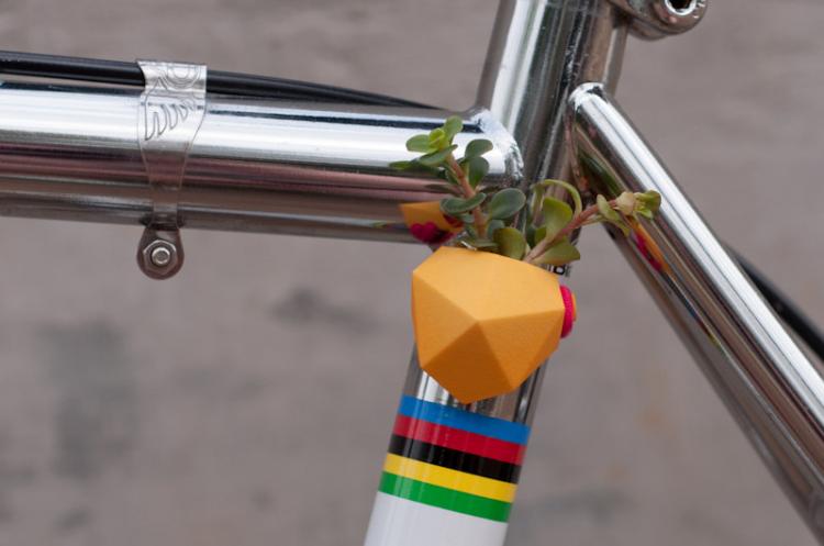 Mini magnetic planters for your bicycle - tiny plants you can attach to your bicycle