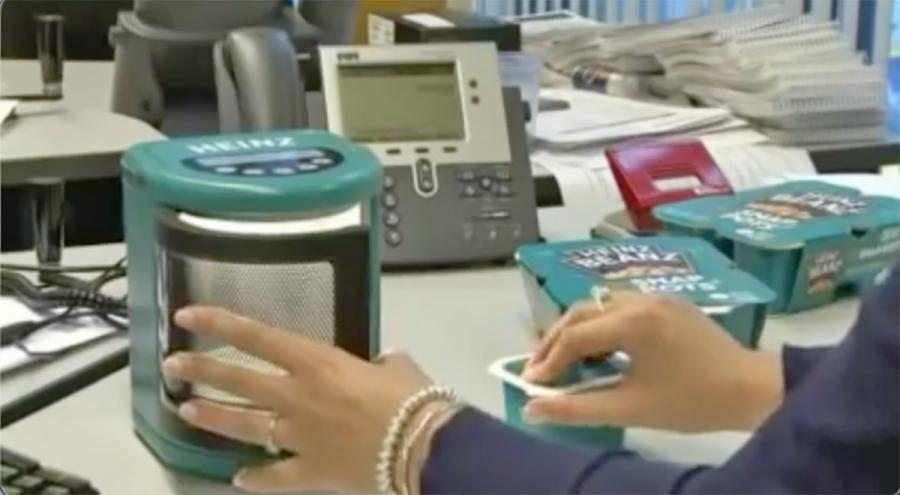 Tiny USB-Powered Microwave For Your Desk - Heinz Mini portable microwave