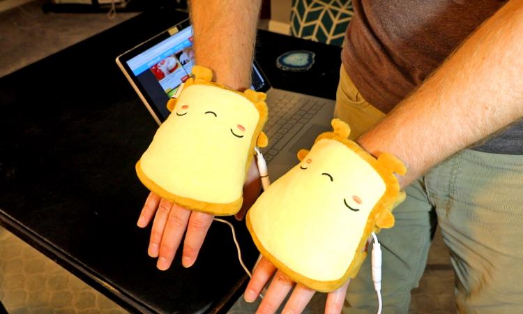 Toast Shaped USB Heated Hand Warmers