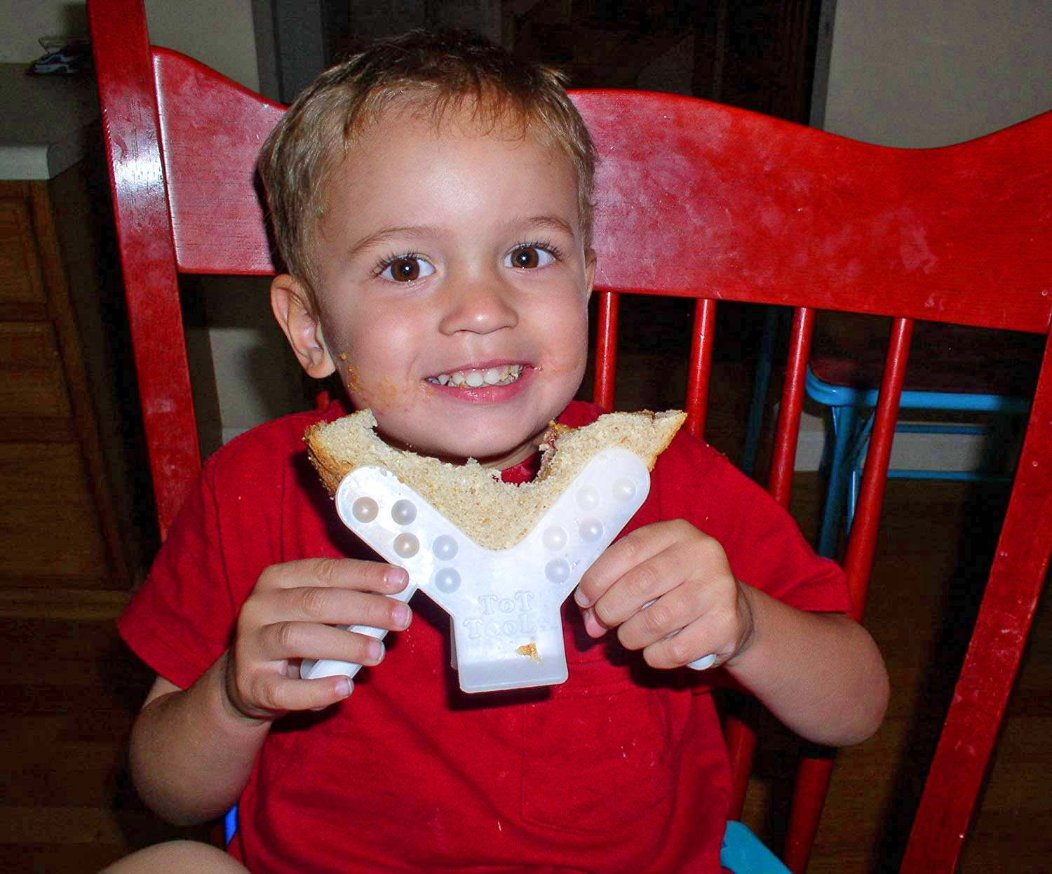 Tot Tools - Genius Clamp Utensil Helps Toddlers Learn To Eat Whole Foods