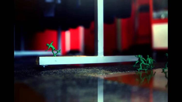 Toy Boarders - Little Green Army Men Skateboarders