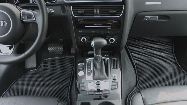 TrapMats - Dual Layered Honeycomb Design Car Floor Mats - Honeycomb floor mats hide dirt - super easy to clean
