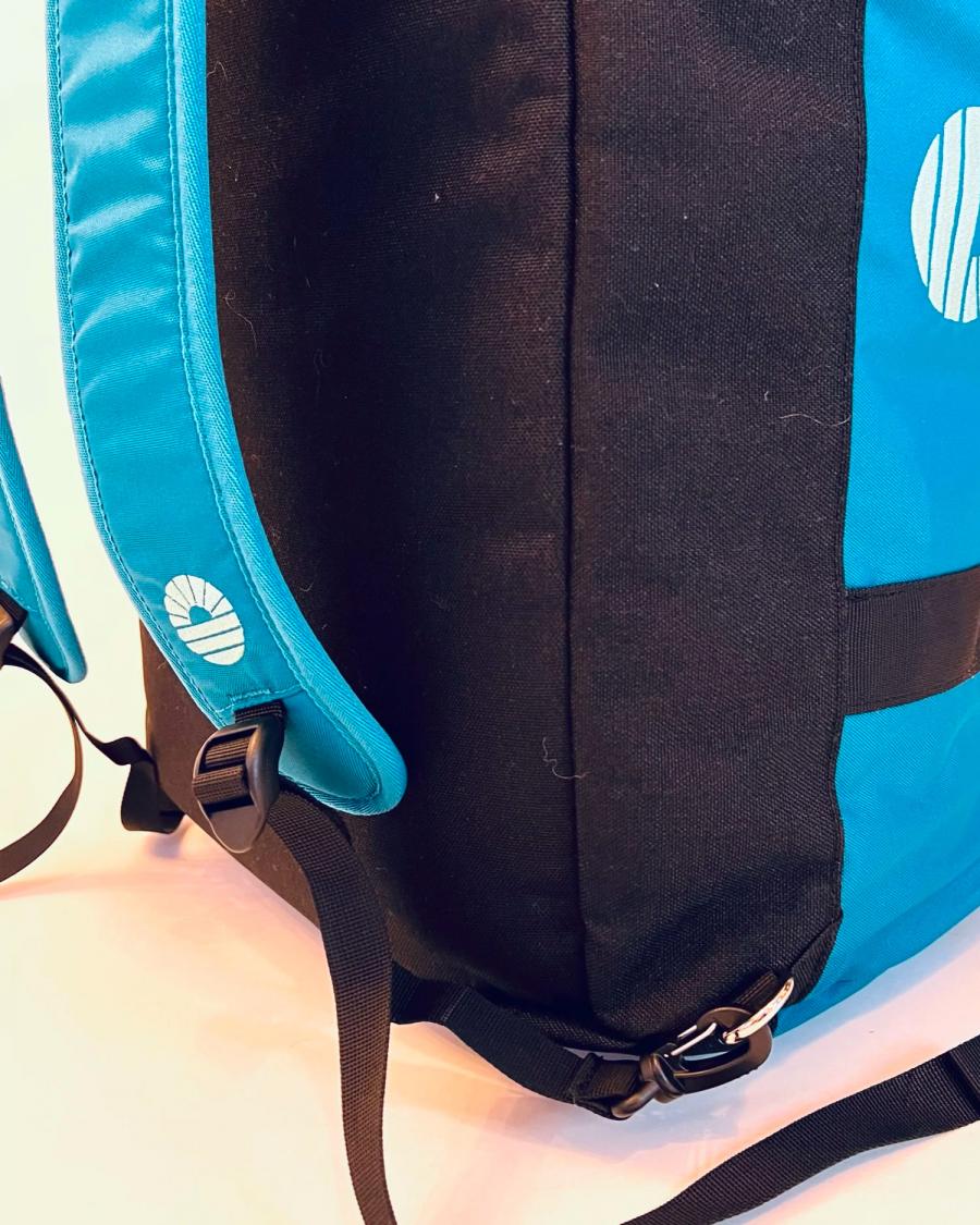 Travel Duffel Bag With 4 Separated Zipper Compartments - Best family travel duffel bag