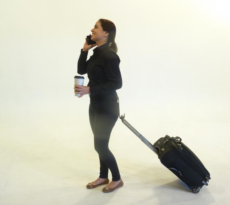 My Bag Hitch - Travel Luggage Belt Hitch - Carry Your Luggage Behind You