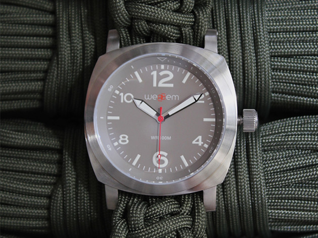Traveler Paracord Emergency Watch