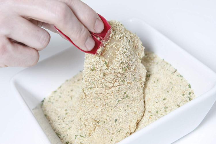Trongs: Mini Finger Tongs Keep Your Hands Clean While Eating Messy Foods