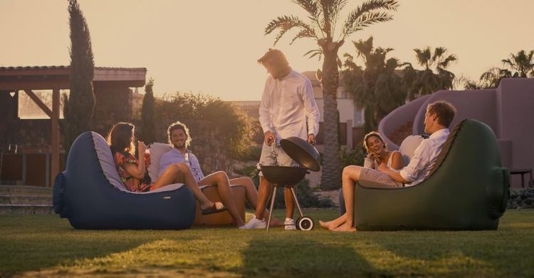 Trono Quick Inflate Chair - Best Travel inflatable chair inflates in just 3 seconds