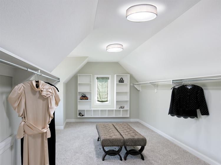 SolaTube: Tubular Daylighting Solar Window Light Uses Zero Electricity