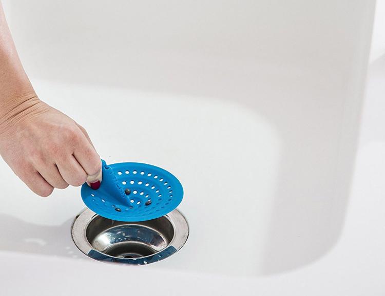 Tweak Drain Strainer - Clean Sink Drains without touching wet food