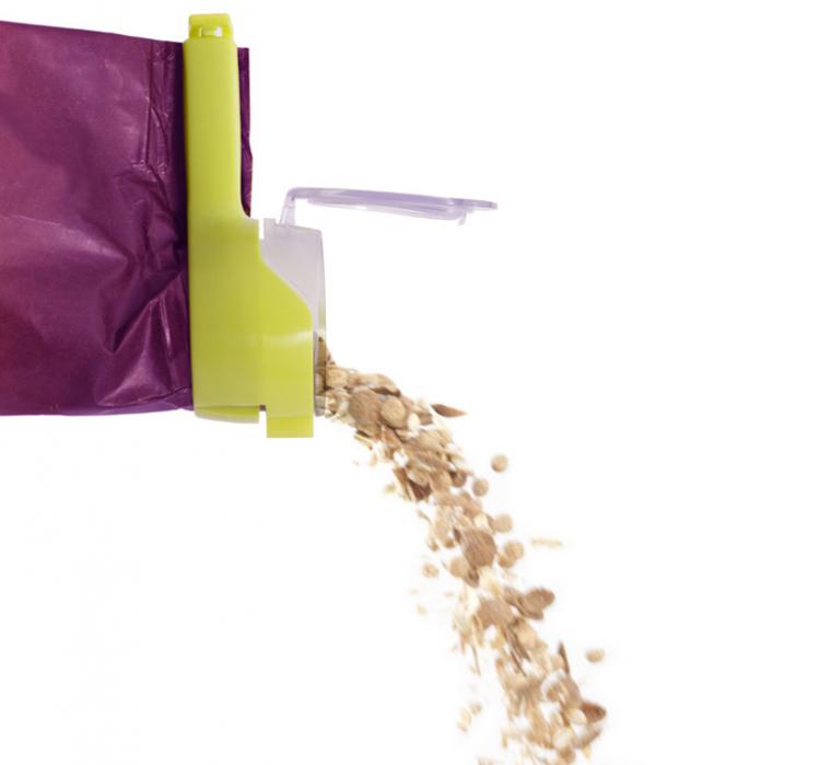 Twixit Seal and Pour Bag Clip