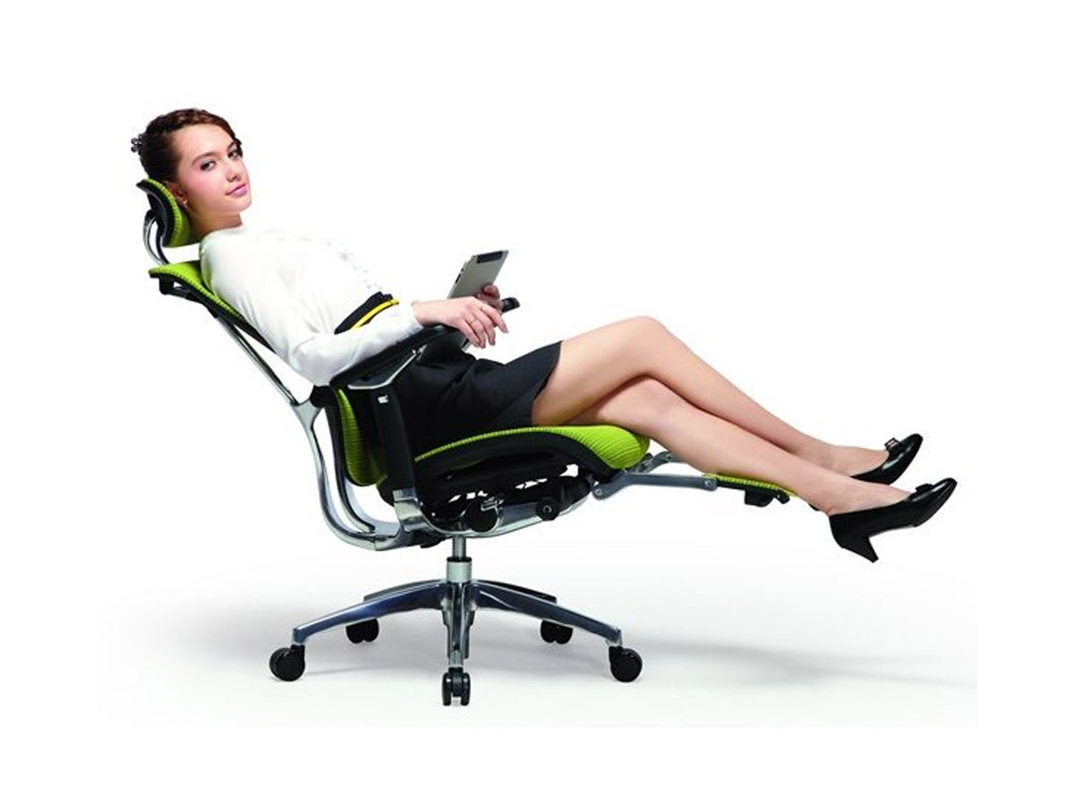 This Ultimate Office Chair Has a Laptop Mount, Leg Rests, and a Head Rest