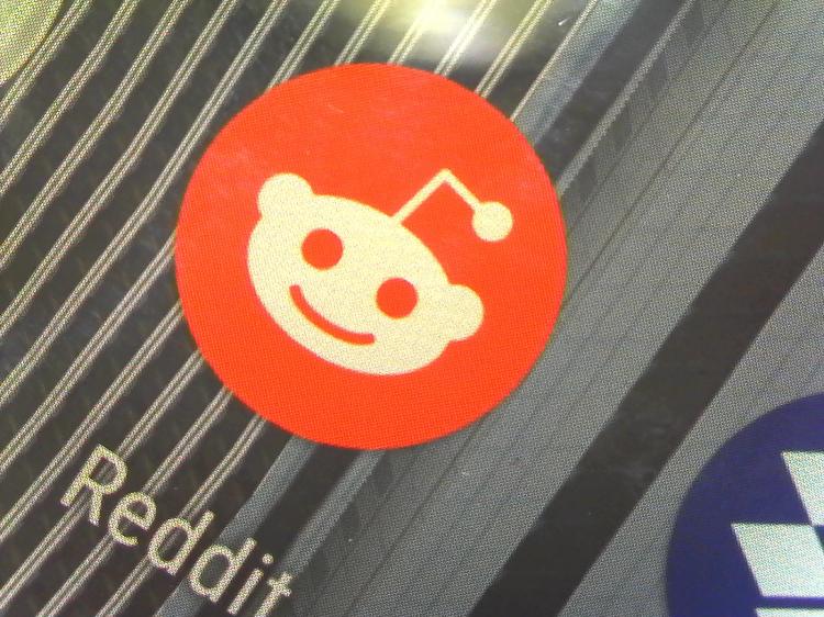 Magnified Smart Phone Screen Reddit App