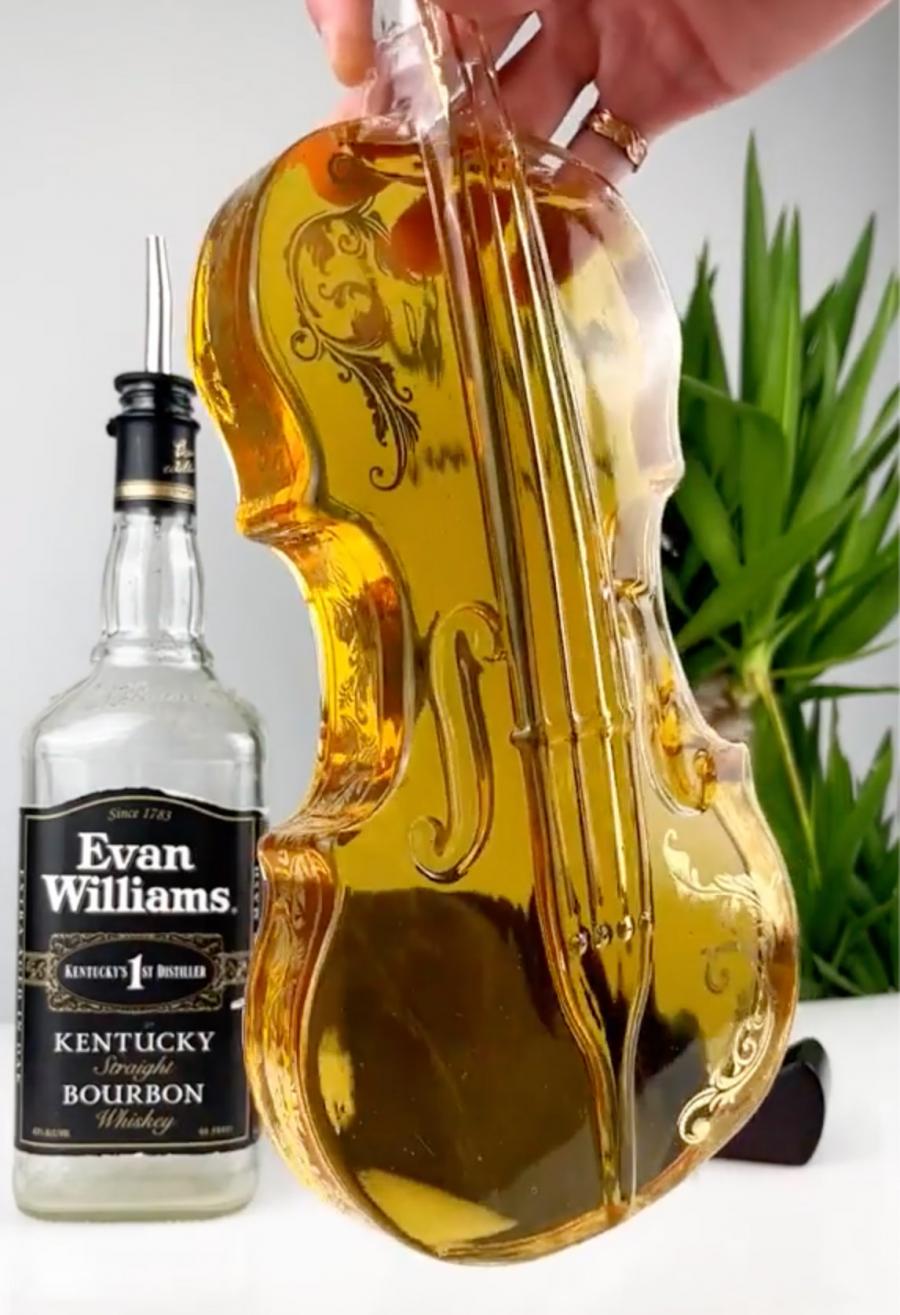 Violin Decanter