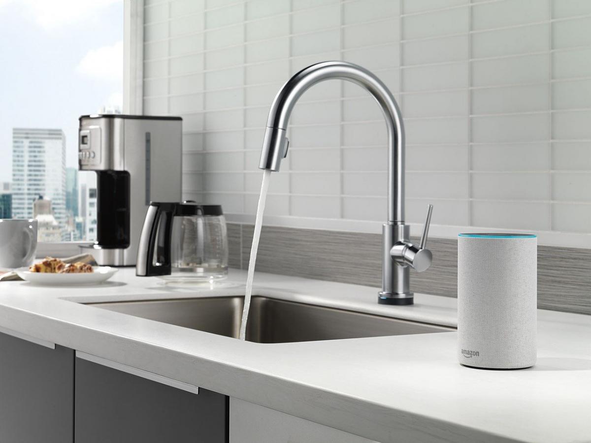Delta Voice-Activated Smart Faucet - Turns on water hands-free - Smart Faucet gives precise water measurements