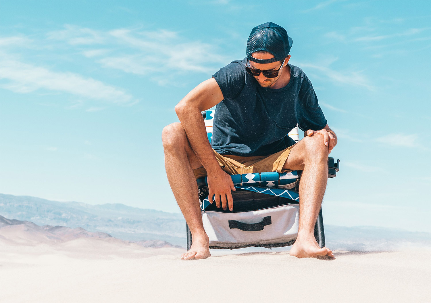 Parkit Voyager Is a 3-in-1 Lawn Chair, Cooler, And Backpack - Adventure folding lawn chair