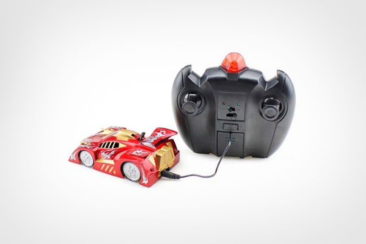 Wall Climbing Remote Controlled Car