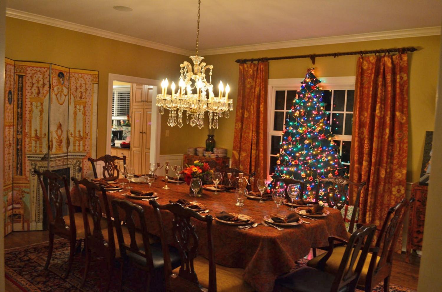 Flat Wall Mounted Christmas Trees Save Space In Smaller Homes