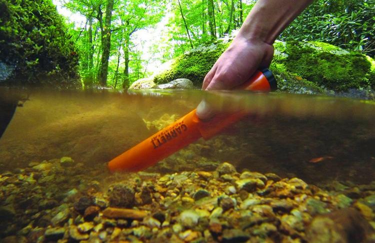 Garrett Pro-Pointer Mini Waterproof Metal Detector - Treasure hunt underwater in lakes, rivers, and the ocean