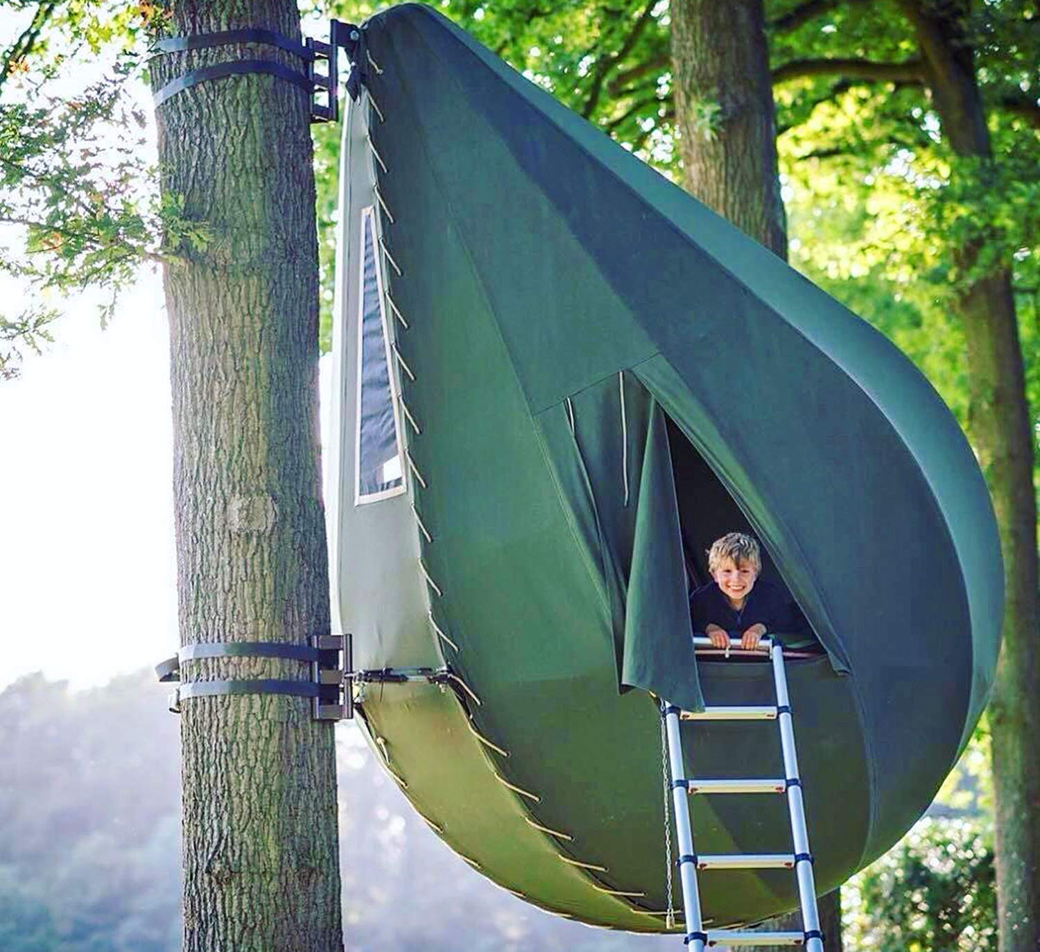 Incredible Raindrop Shaped Tree Tents Let You Sleep In The Trees