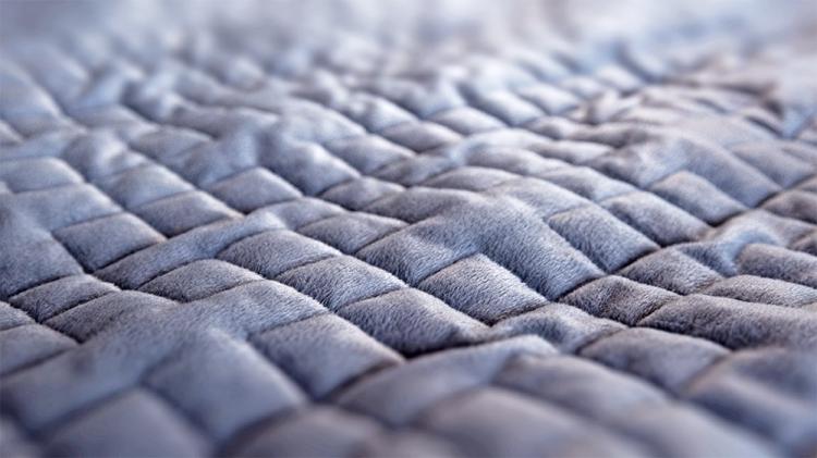 Gravity Blanket - A Weighted Blanket Helps Calm Anxiety