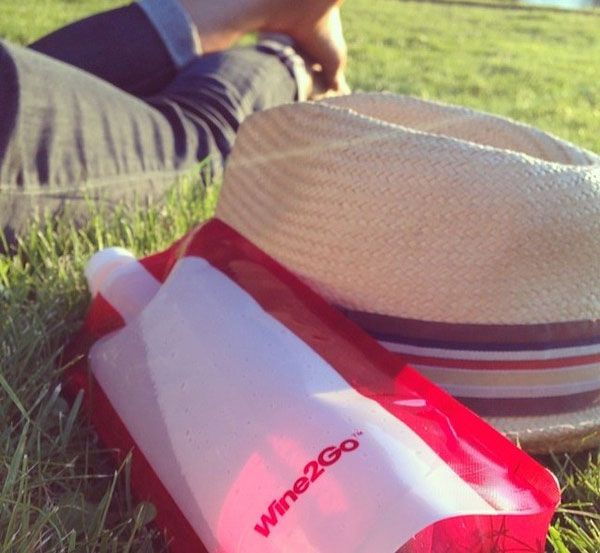 Wine2Go: A Foldable Wine Flask