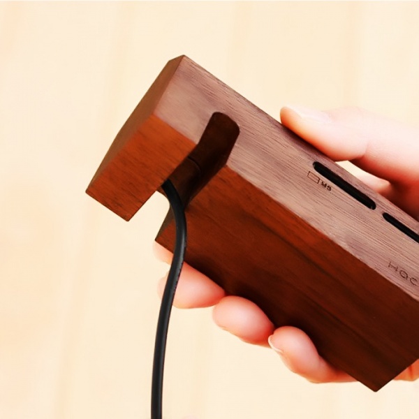 Wooden House USB Hub