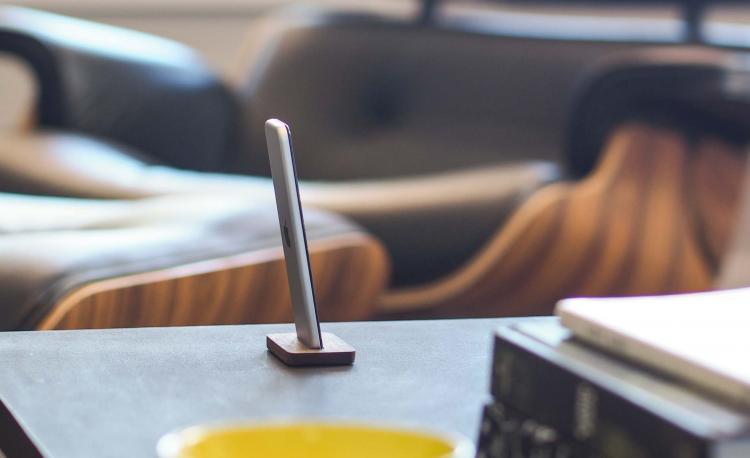 Stand-Up Apple TV Remote