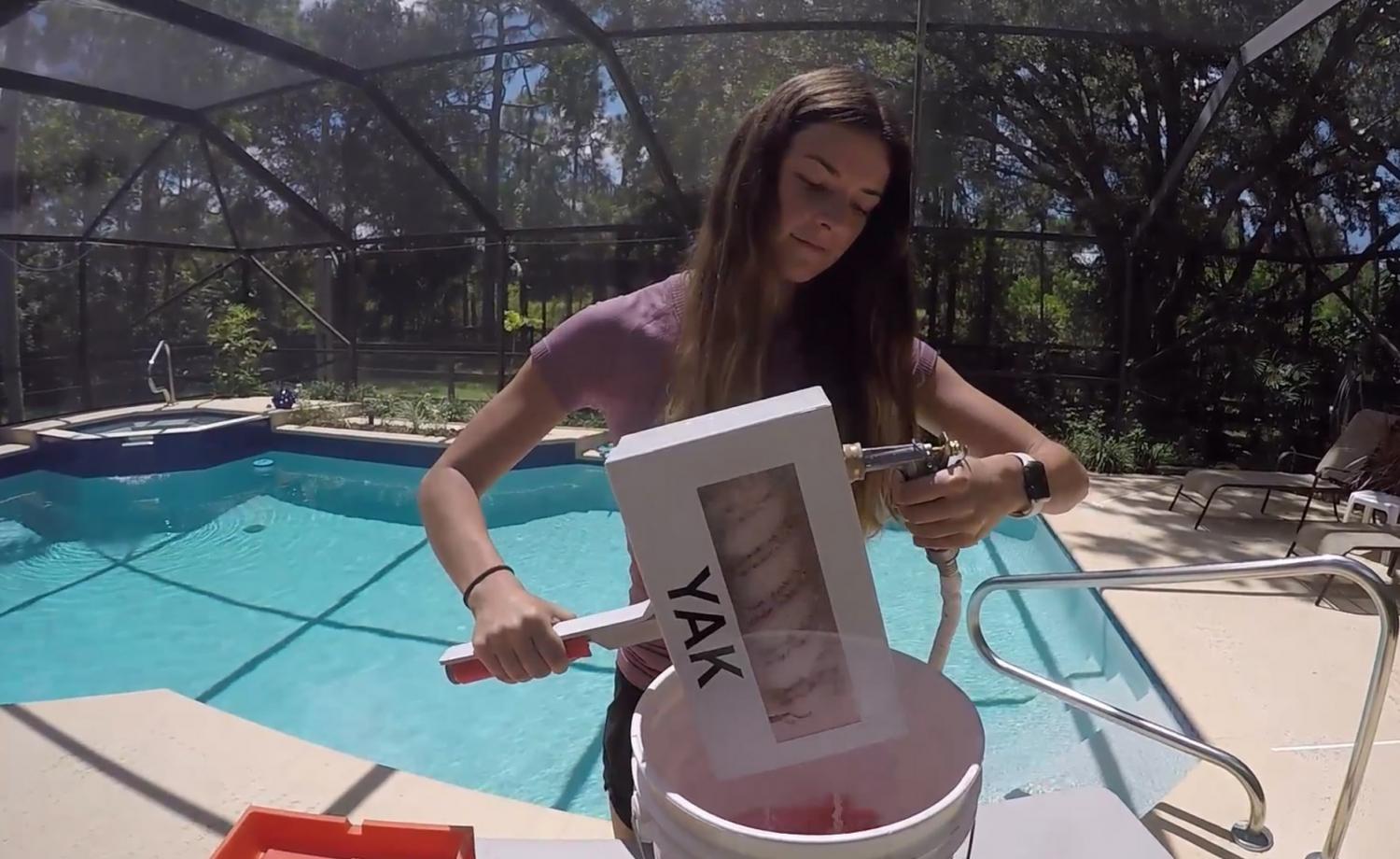 YAK Paint Roll Cleaner - Garden hose paint roller washer