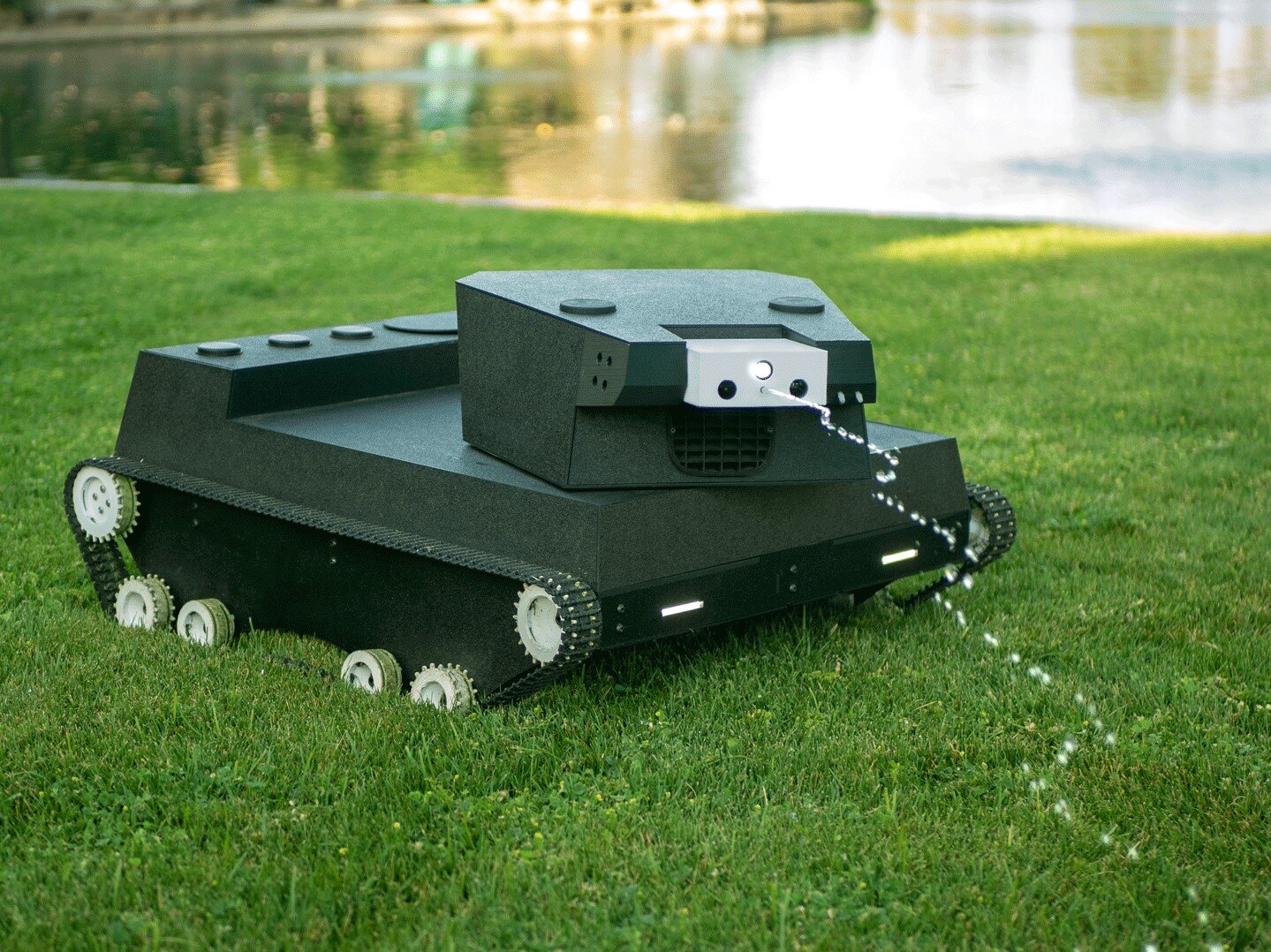 Yardroid Robot lawn mower, leaf blower, fertilizer, weed sprayer