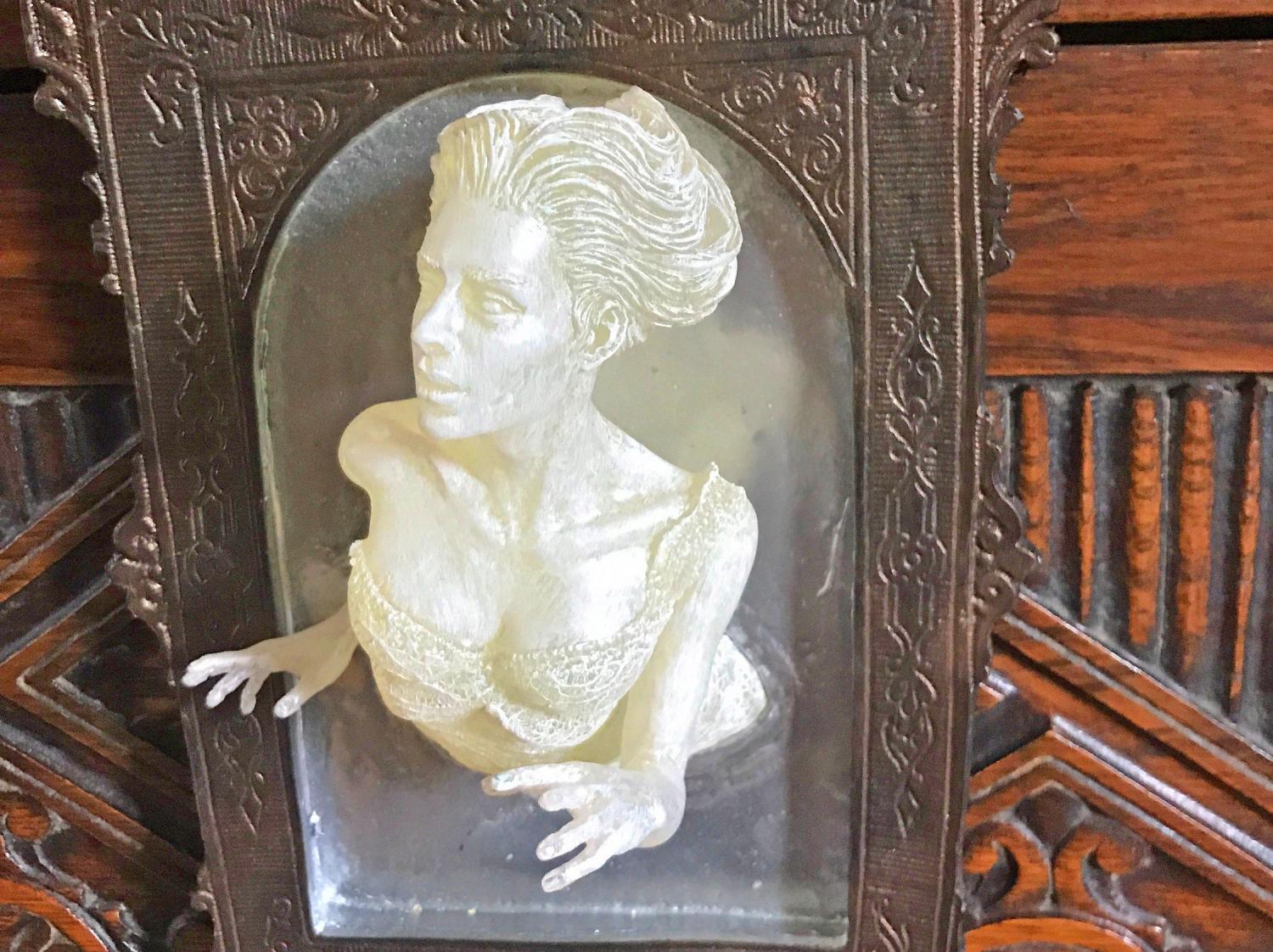 Super Creepy Ghost In The Mirror Wall Plaque That Glows In The Dark - 3D Mirror Ghost Figure Sculpture