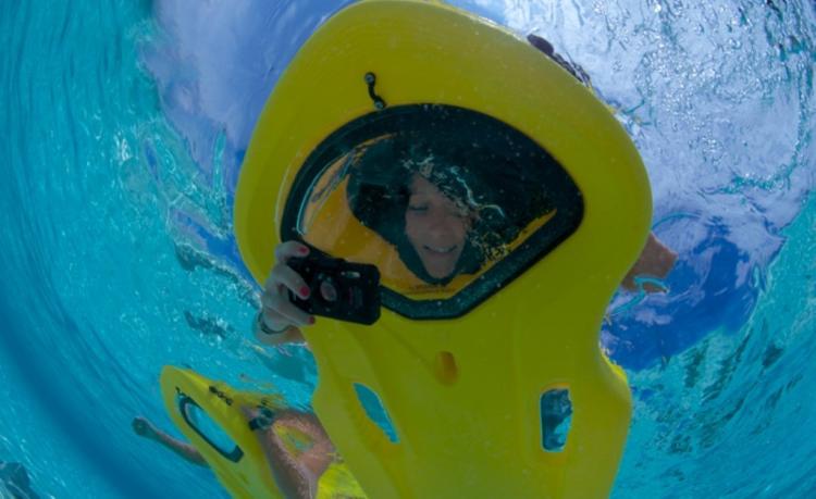 Reefboard - Underwater Window flotation device - see underwater without submerging your head in water - dry snorkel float window