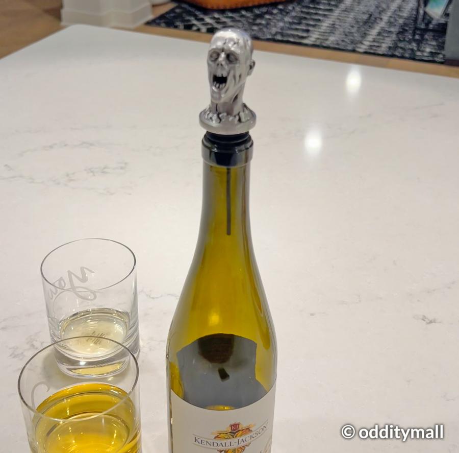 Zombie Head Wine Pourer