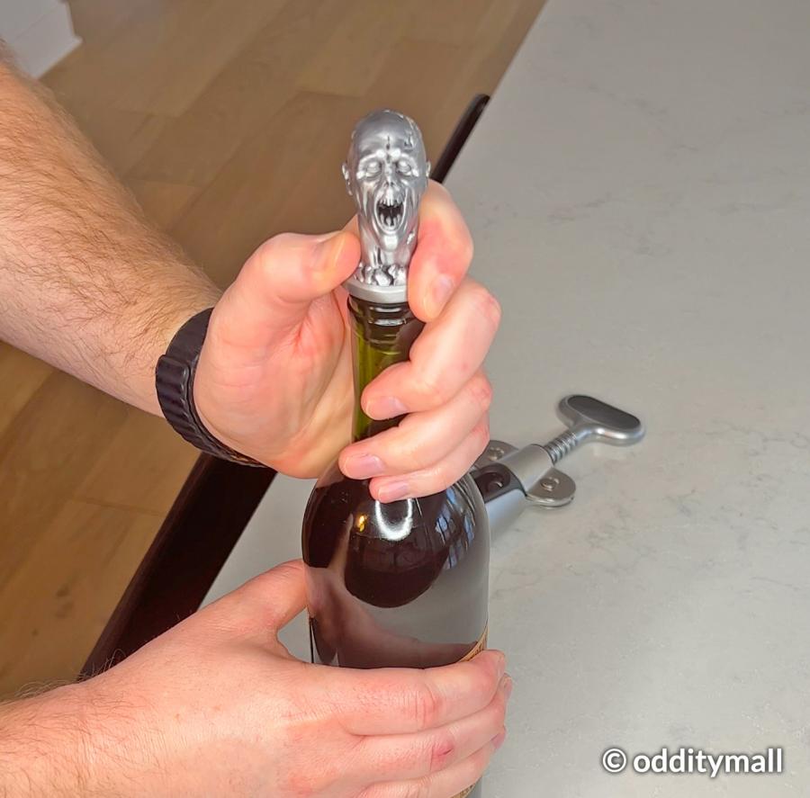Zombie Head Wine Pourer