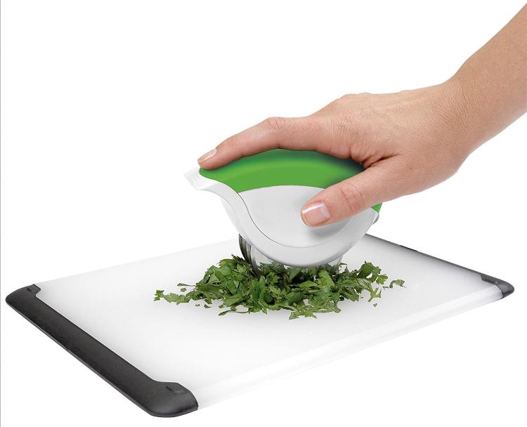 ZYLISS FastCut Herb Mincer - Roll over herbs kitchen tool