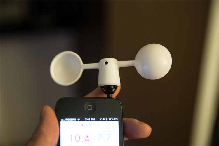 Vaavud Smartphone Wind Meter