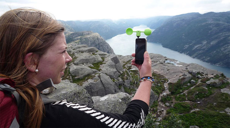 Vaavud Smartphone Wind Meter