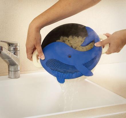 Whale Pot Strainer